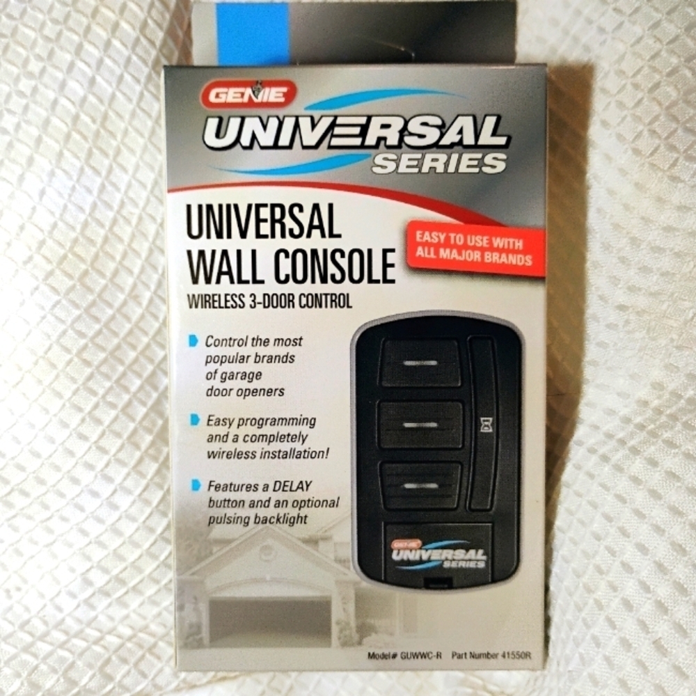 NIB GENIE- Universal Series Wireless 3-Door Wall Console Garage Door Opener (B) 